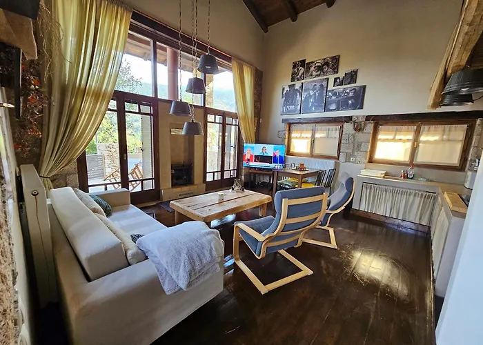 Forest Lodge